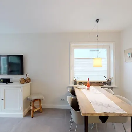 App 83 Cosy Apartment *